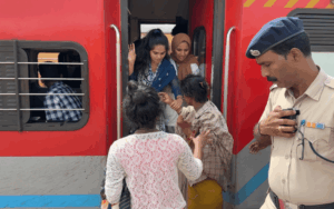 snehalaya-Kavya-rescue-05nov2025-02.