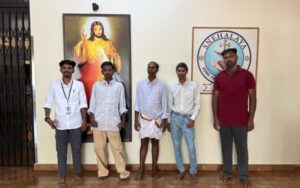 snehalaya-dharmendra-reunion-23feb2026-02.